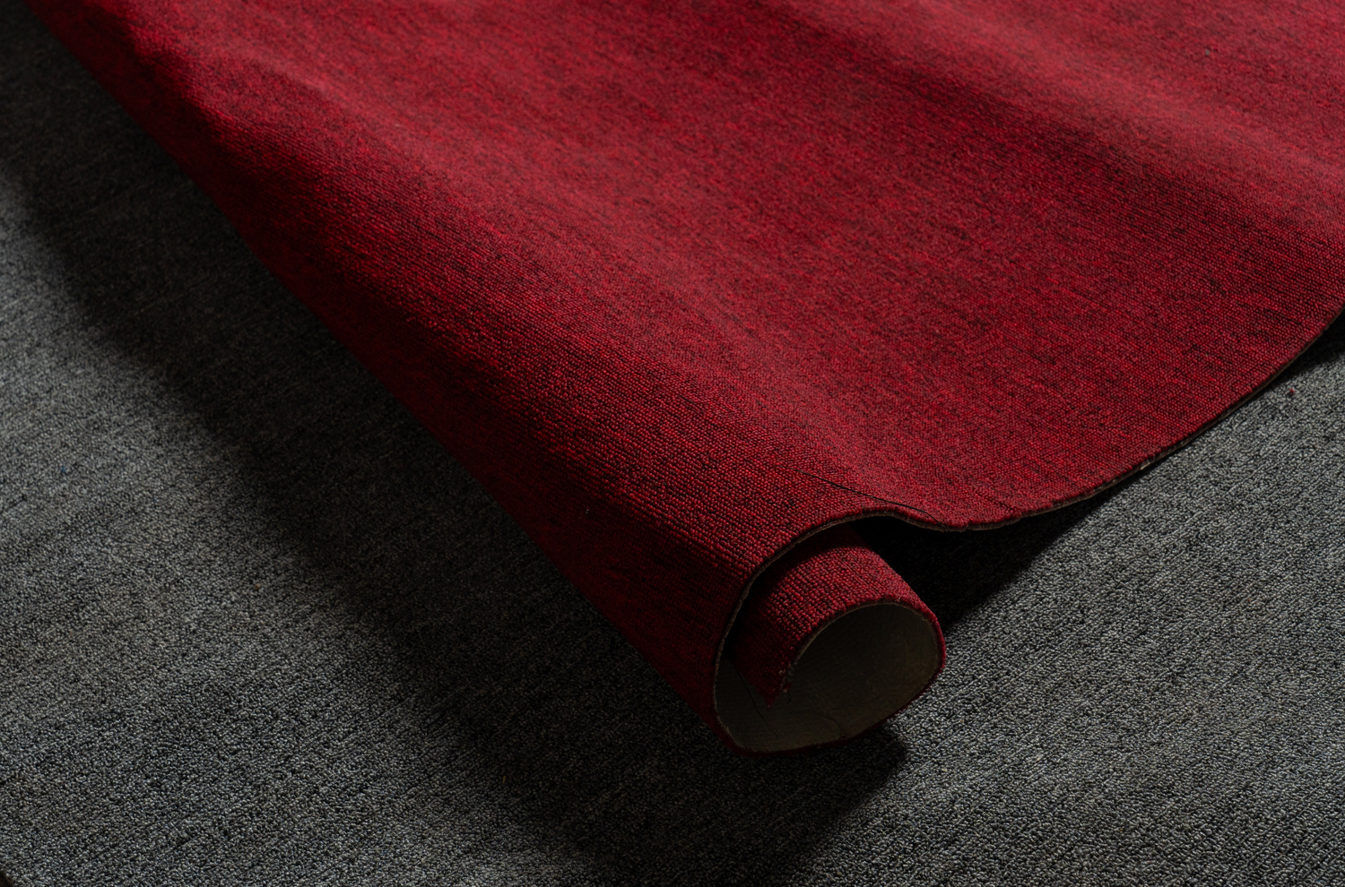 Ruby Red Urban Wall-to-Wall Carpet