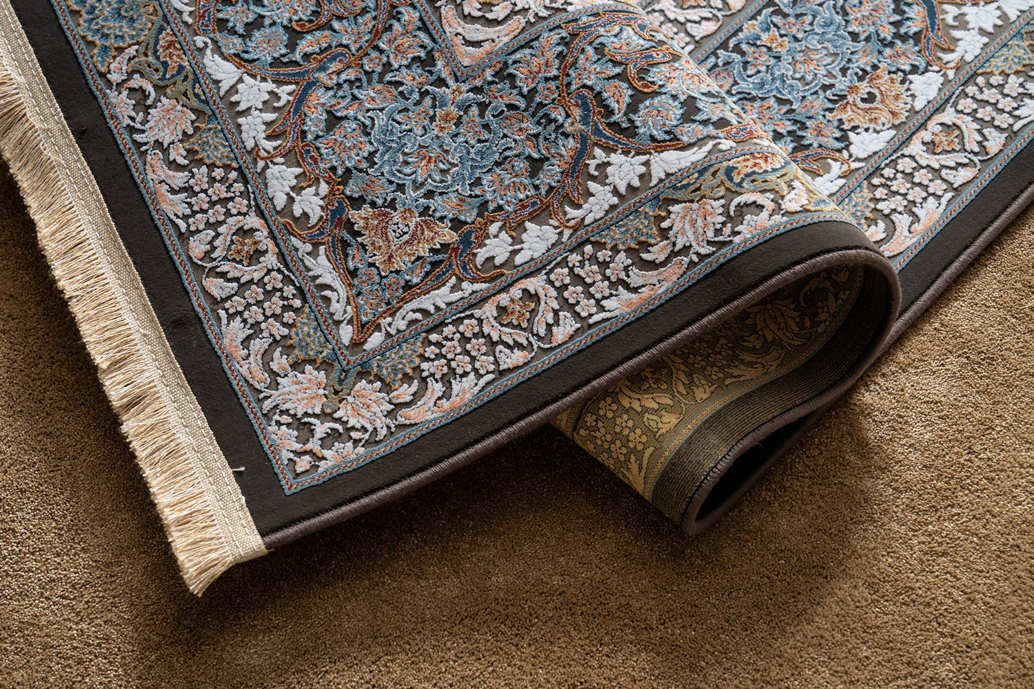 Kuh - Iranian rug