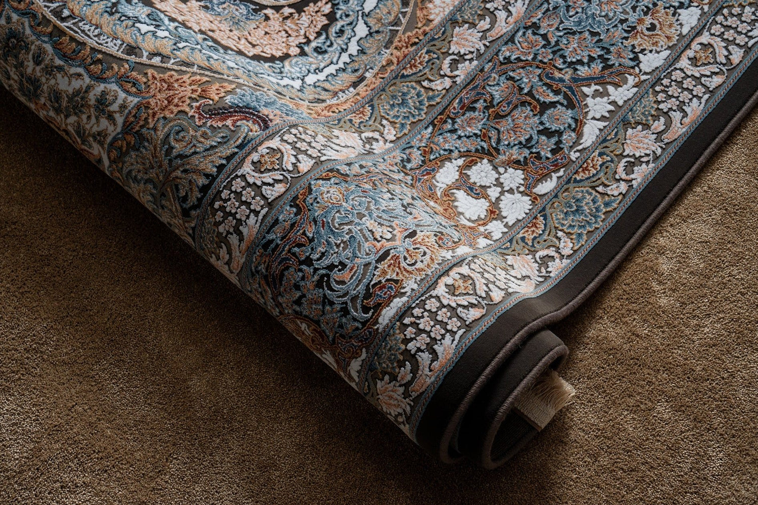 Kuh - Iranian rug